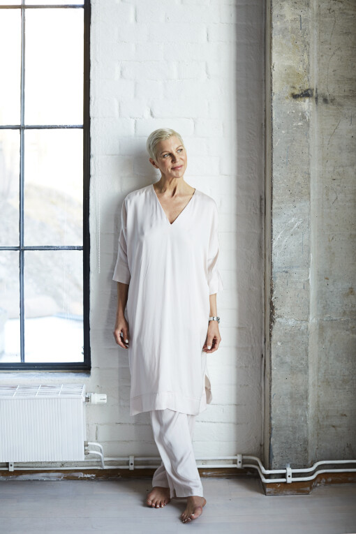 Portrait of Yogateacher Jennie Liljerfors photographed by Paulina Westerlind