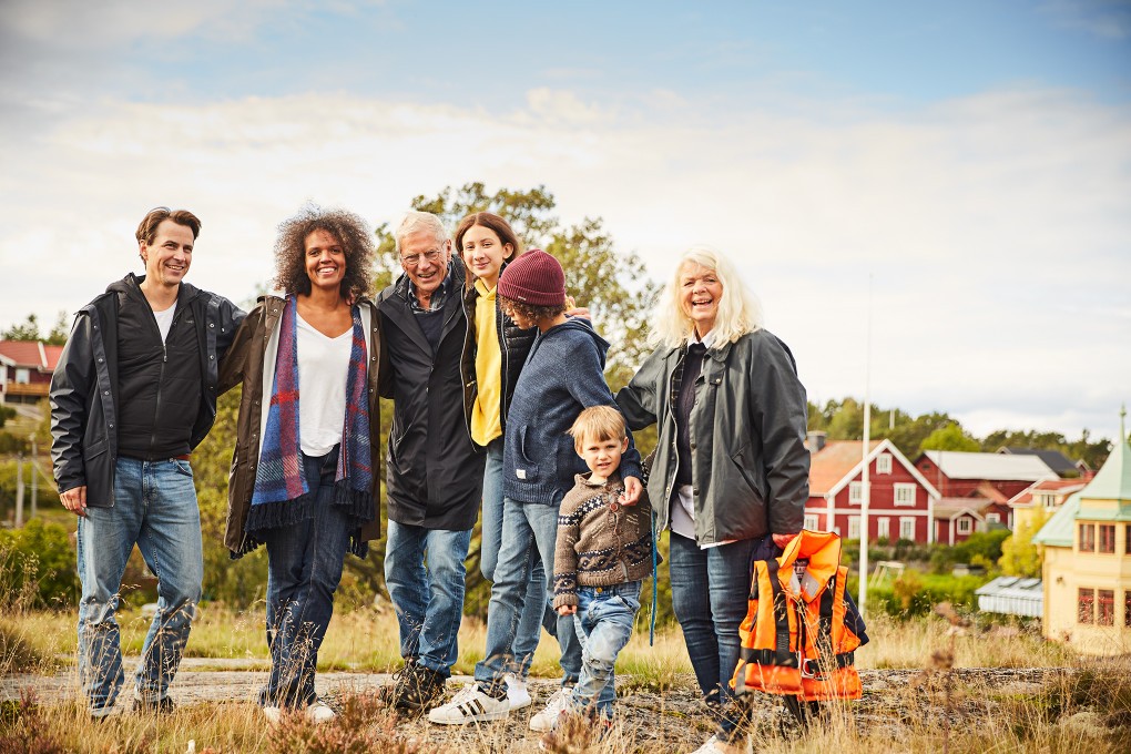 Empowering portraits stockphotos in the countryside of Sweden Möja, demonstrating ethnicity in a modern patchwork family. Photographer Paulina Westerlind.